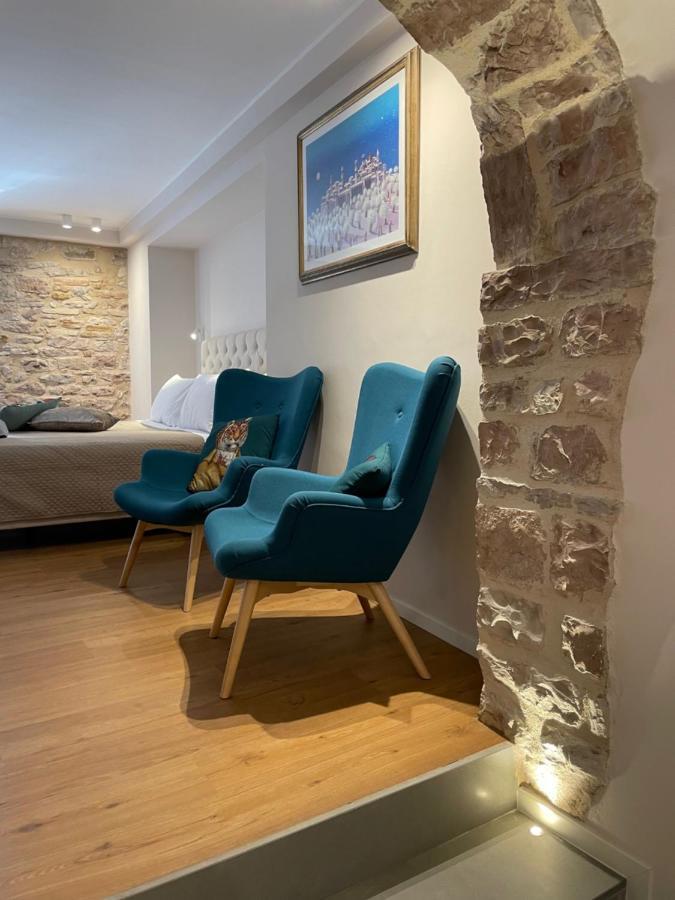 Apartment Ad - Fratello Sole Luxury Loft